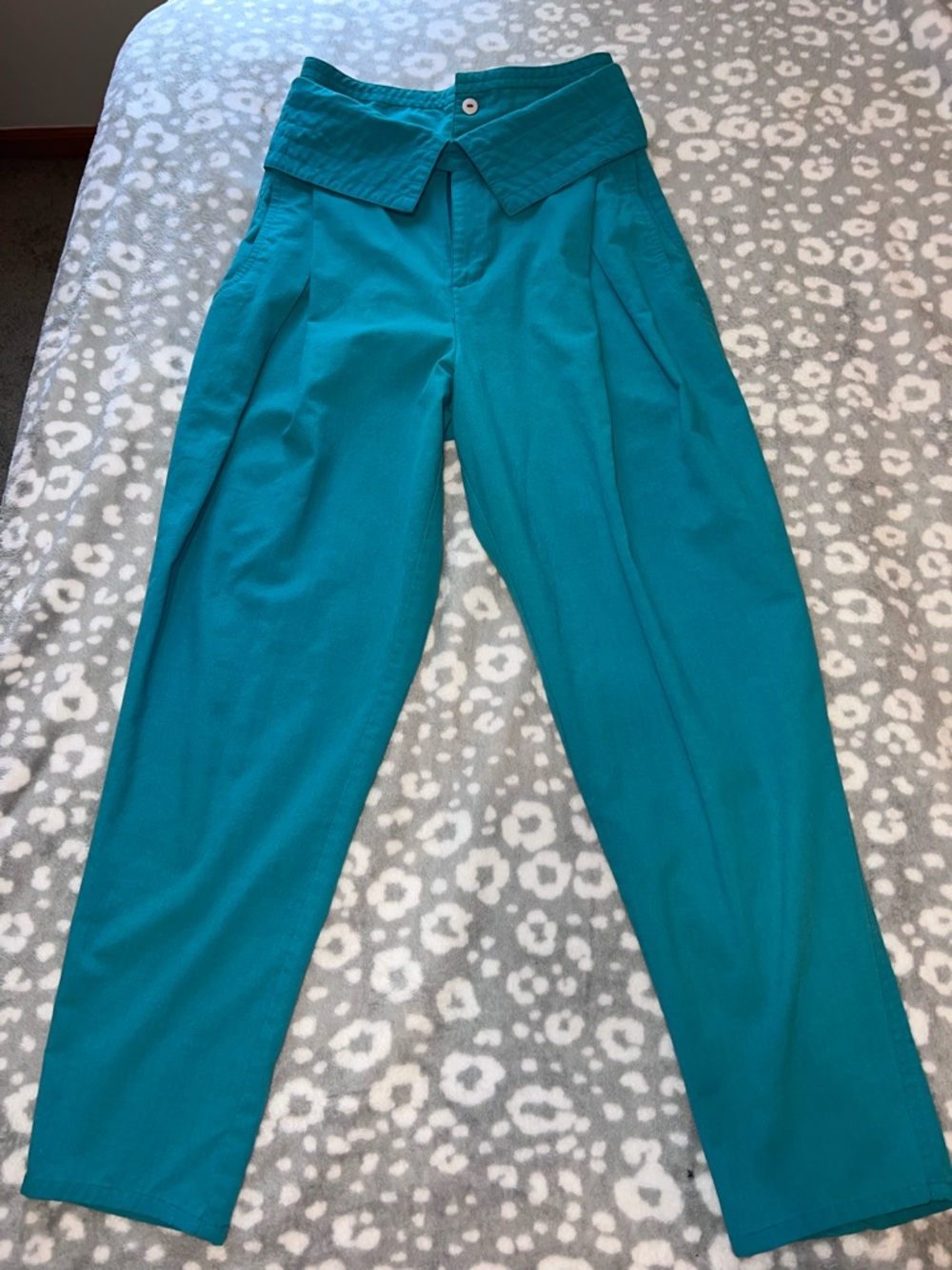 Vintage 80s Justin Allen Teal High Waisted Quilted Waist Trousers.   Size 5/6